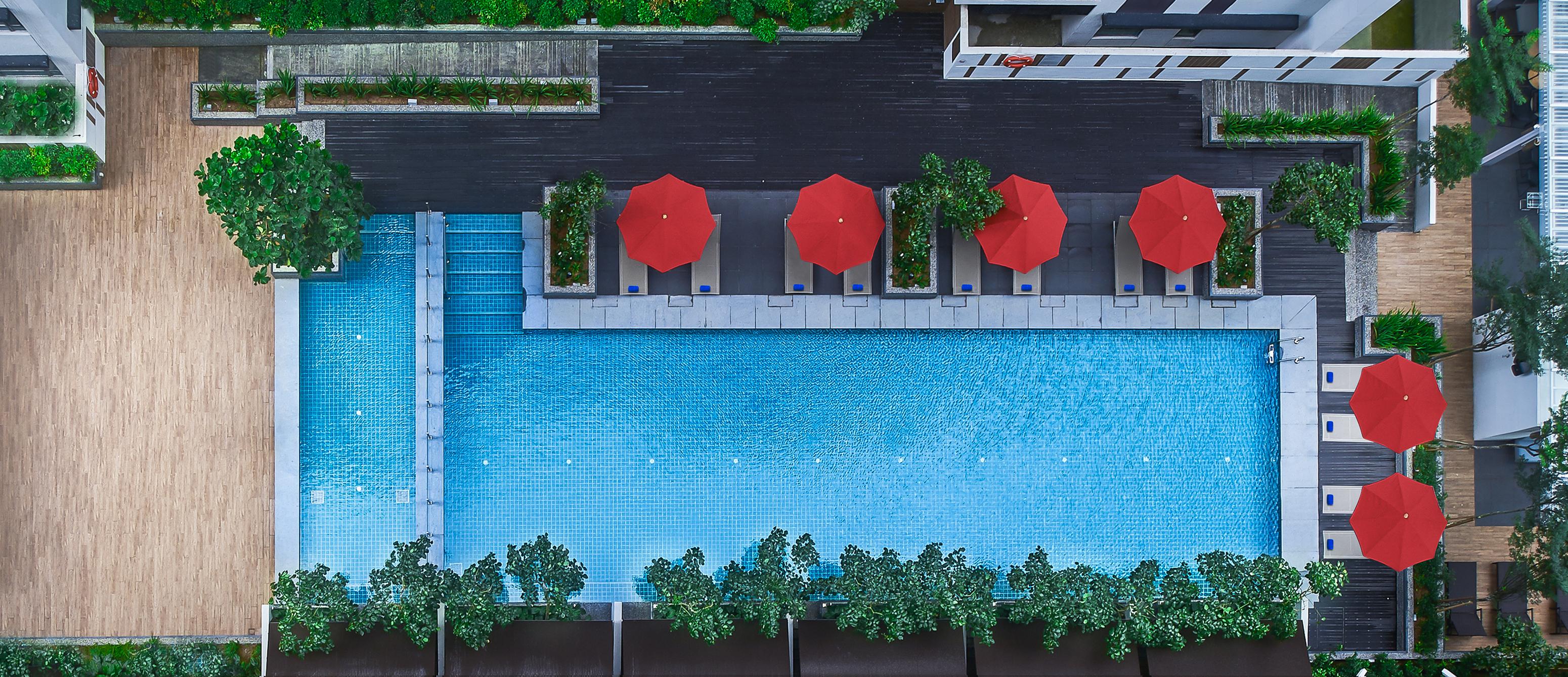 Amari Johor Bahru Otel Dış mekan fotoğraf The pool at the hotel
